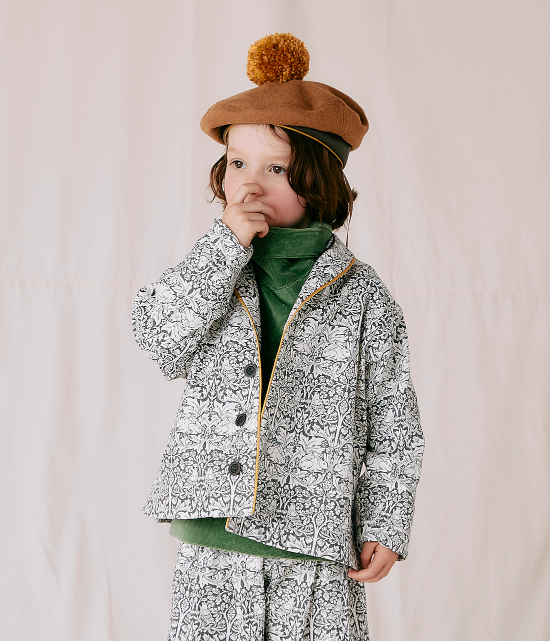 shawl collar jacket:Morris rabbit