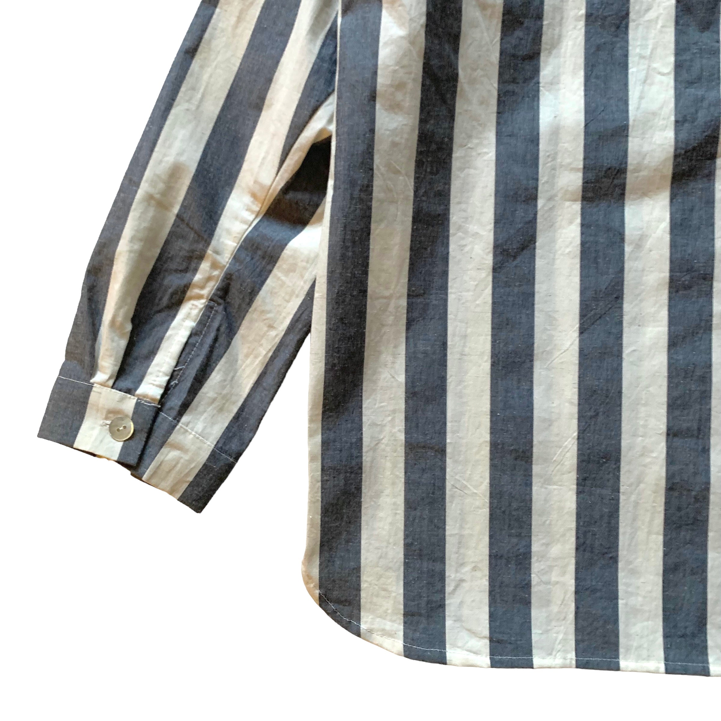 one pocket shirt: large stripes