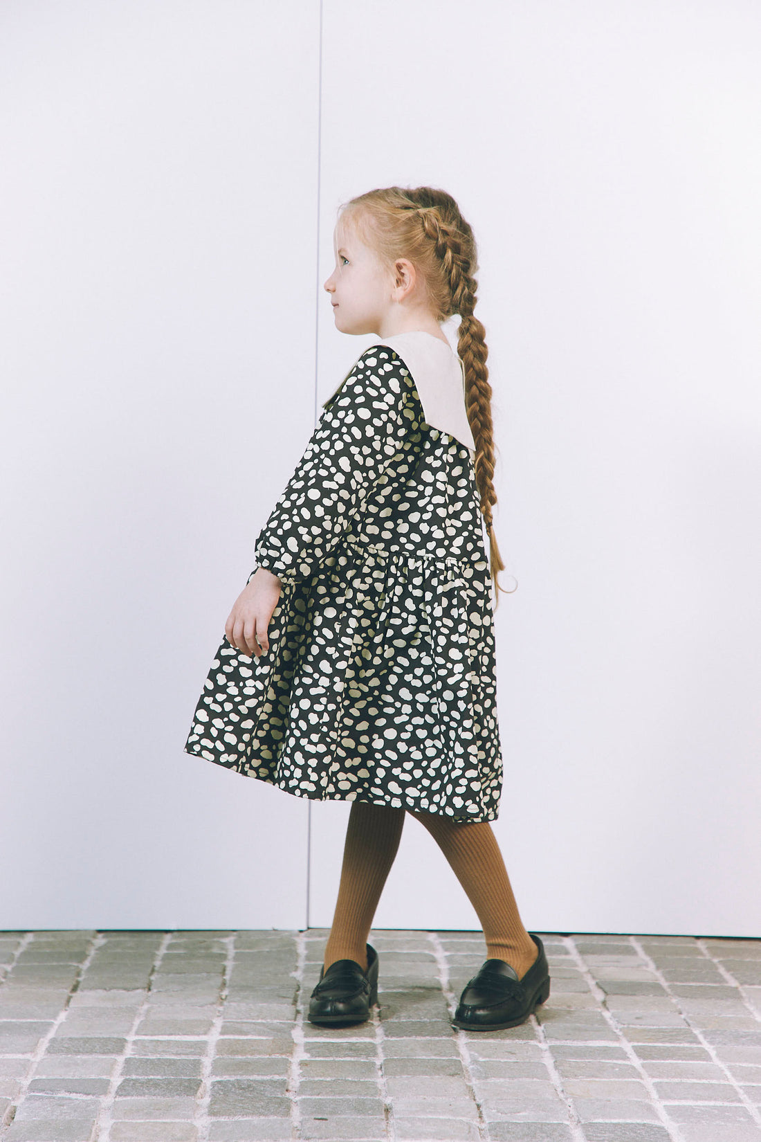 square collar dress:dalmatian