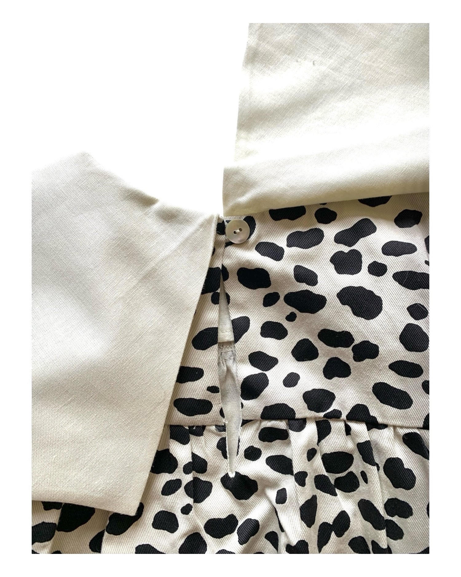 square collar dress：dalmatian