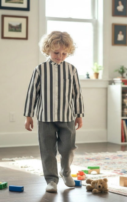 one pocket shirt: large stripes
