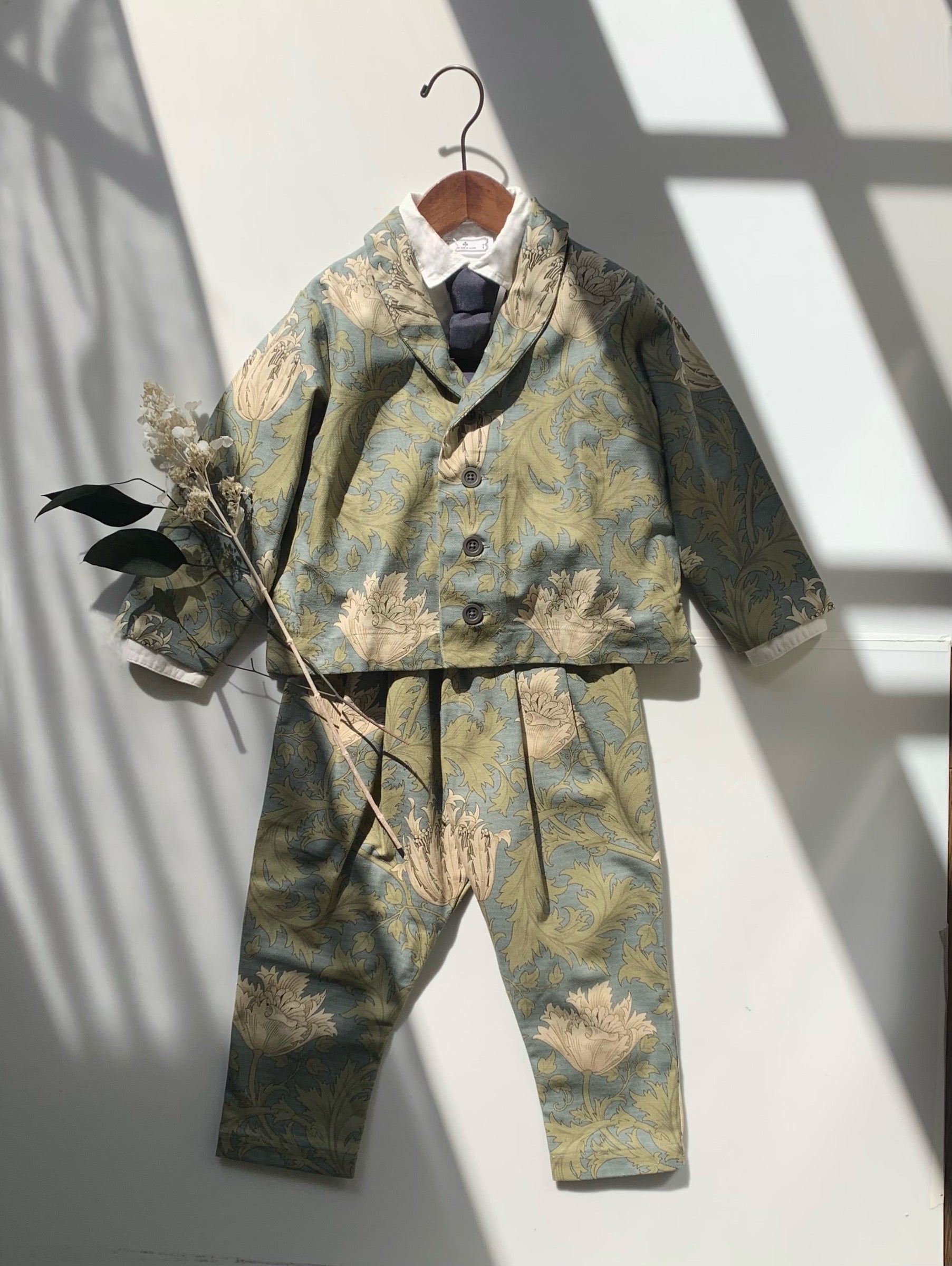 tuck pants :Morris anemone